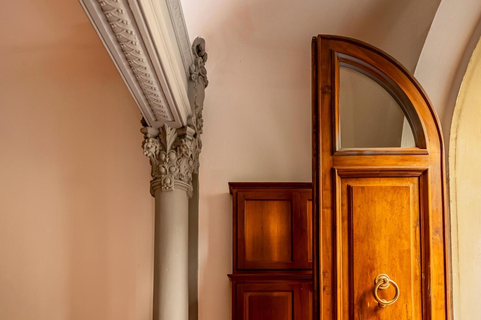 Отель Santa Croce Exclusive Флоренция Экстерьер фото